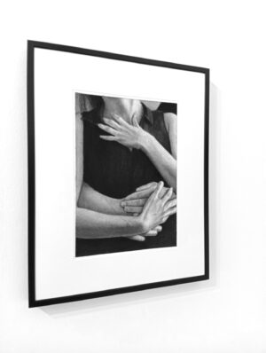 Etreinte II Aurélie Sicas_Fusain sur papier_30x24cm_2026_7